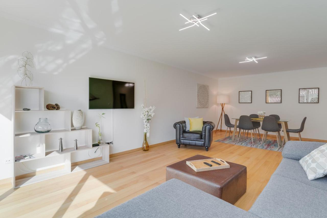 Sunny Beach Machico Apartment By Hr Madeira Exterior photo